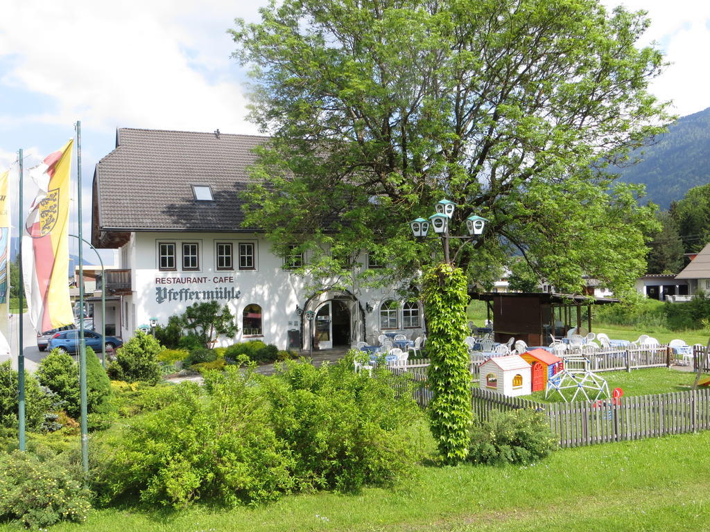 Landgasthof Pfeffermuehle Kotschach-Mauthen Bagian luar foto