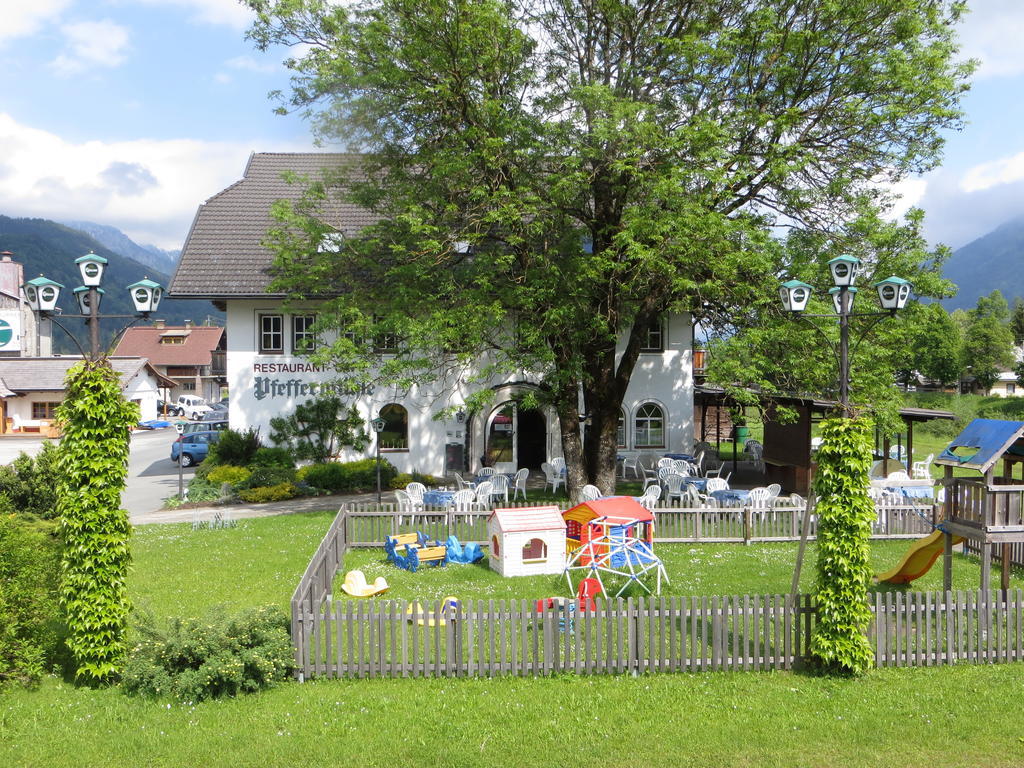 Landgasthof Pfeffermuehle Kotschach-Mauthen Bagian luar foto