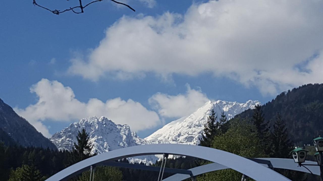 Landgasthof Pfeffermuehle Kotschach-Mauthen Bagian luar foto